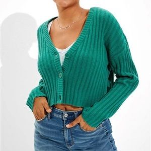American Eagle Oversized Green Cropped Button-Up Cardigan Size Small
